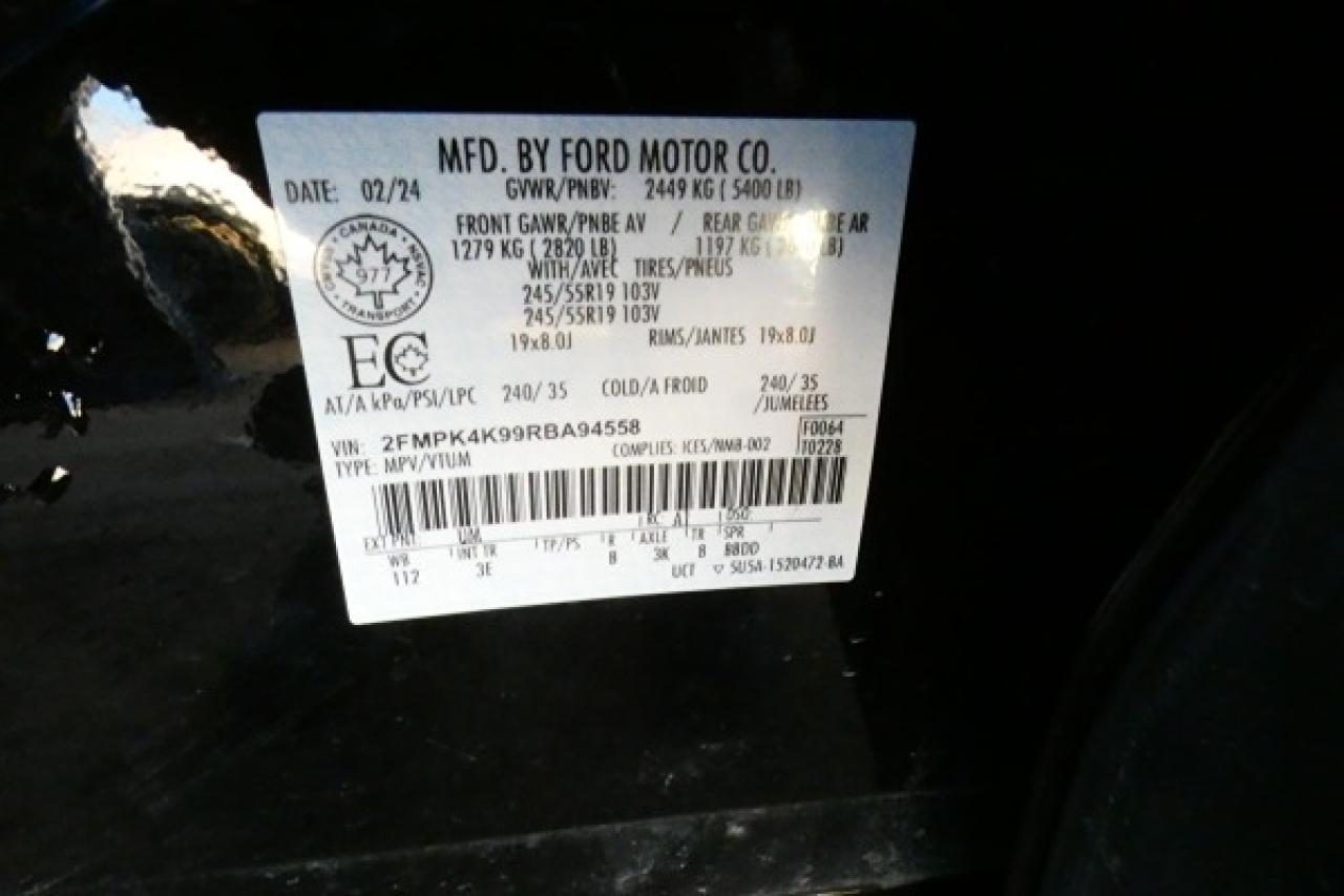 2024 Ford Edge Titanium AWD w/Htd Leather, pano S/R, BUC - Photo #22