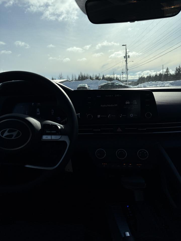 2025 Hyundai Elantra Essential Photo