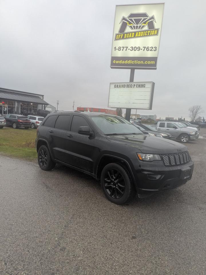 2018 Jeep Grand Cherokee Altitude Iv - Photo #3
