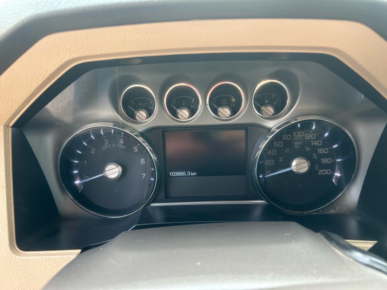 2016 Ford SUPER DUTY F-350 SRW Lariat Photo