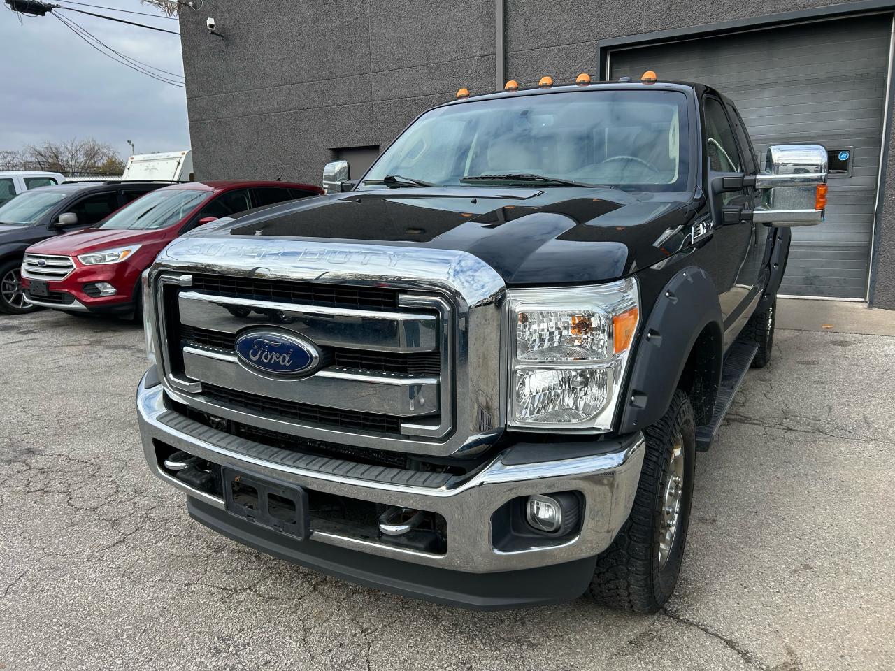 2016 Ford SUPER DUTY F-350 SRW Lariat Photo0