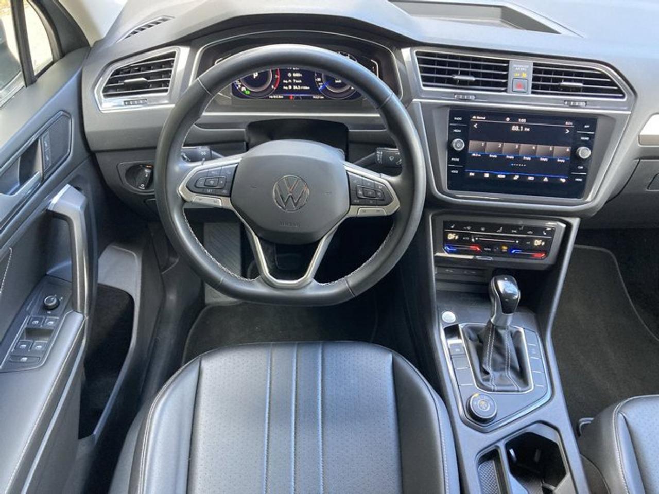 2022 Volkswagen Tiguan Comfortline 4MOTION | Leather Seats Photo