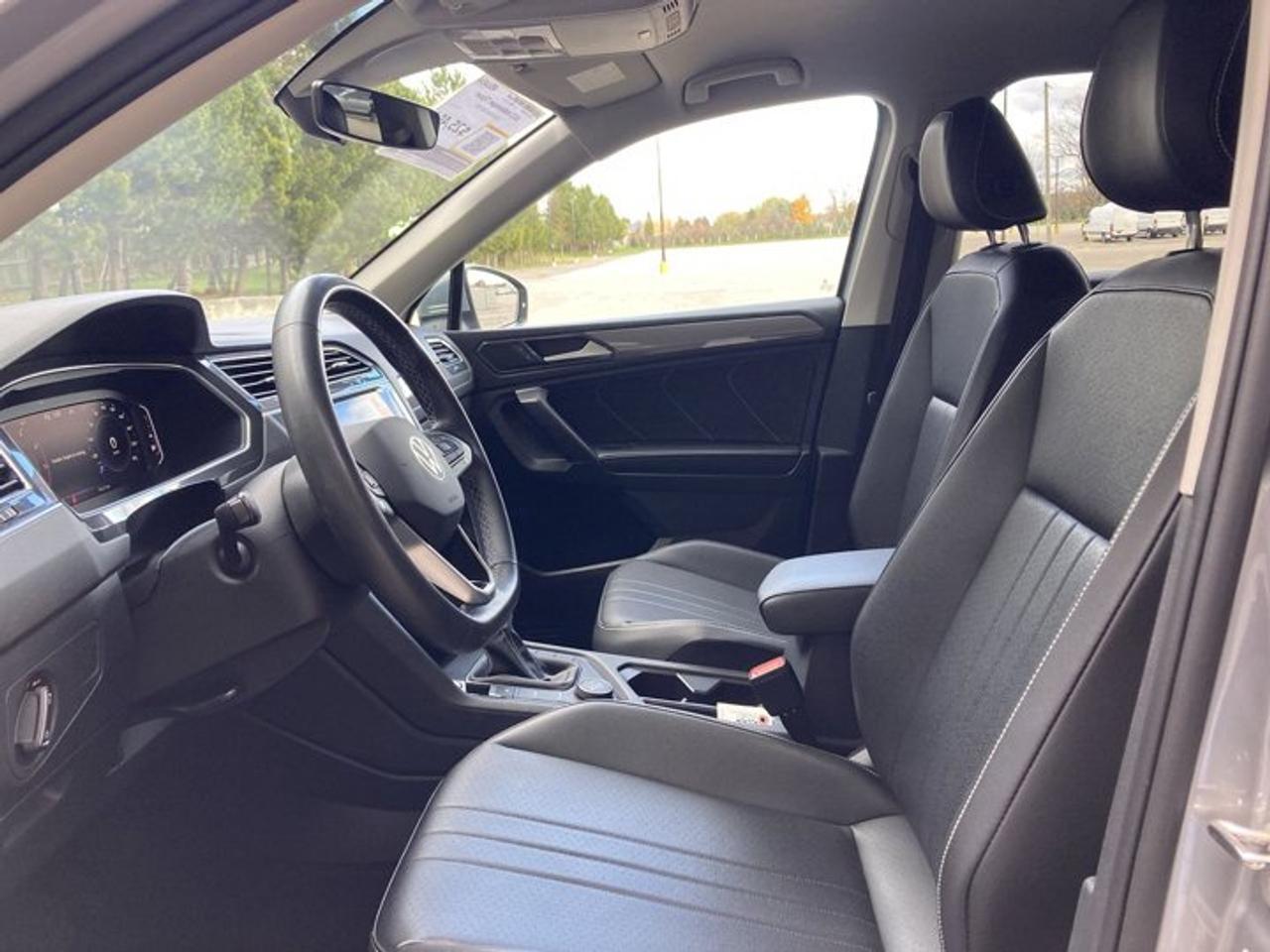 2022 Volkswagen Tiguan Comfortline 4MOTION | Leather Seats Photo