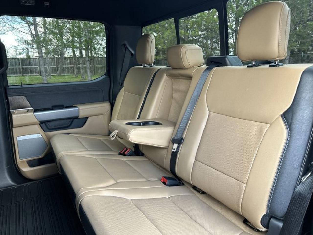 2022 Ford F-150 Lariat 4X4 CREW Photo