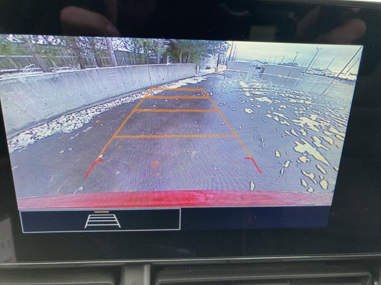 2024 Chevrolet Trax 1RS | Heated Steering Wheel | Heated Seats | No accidents Photo