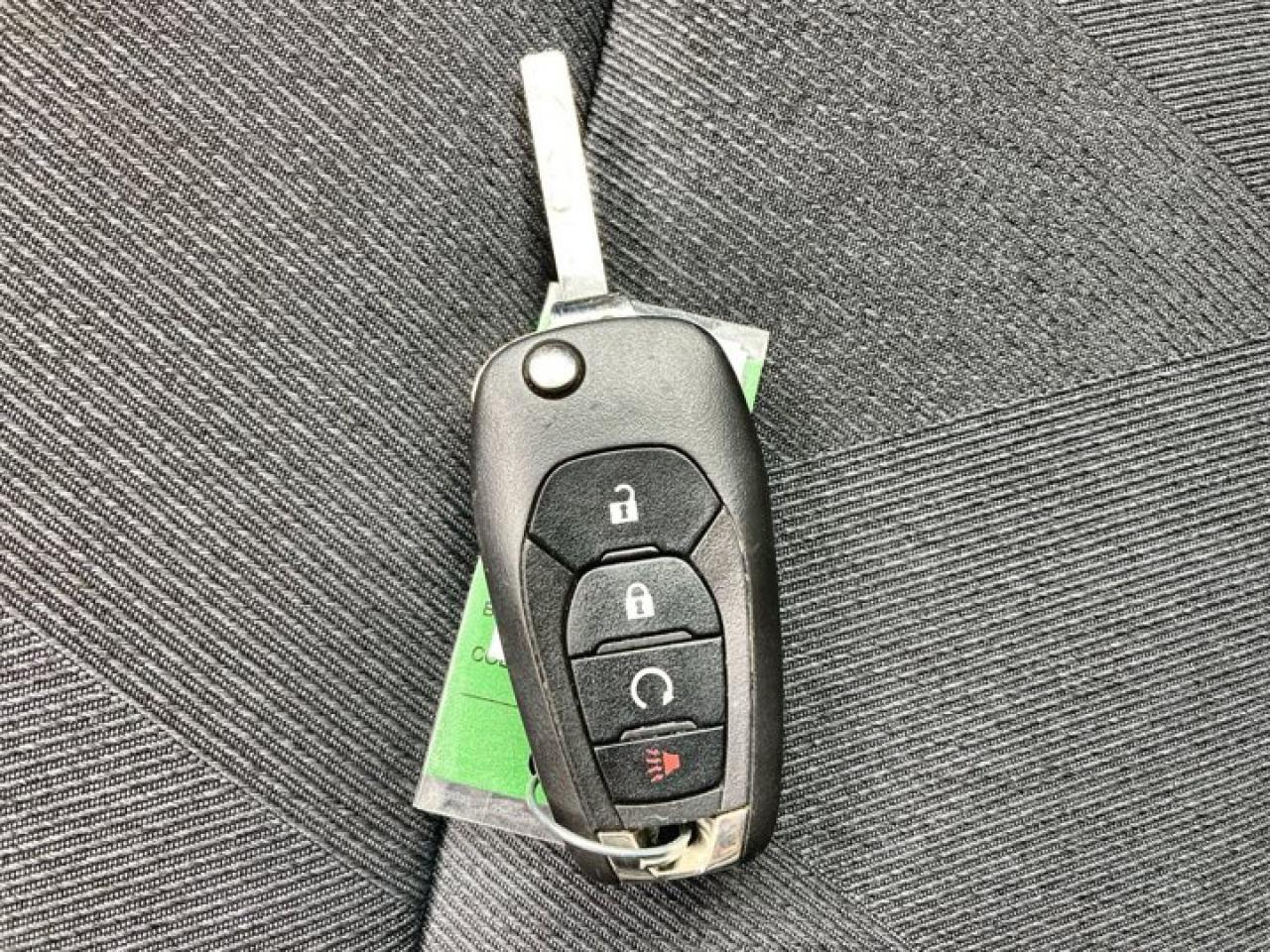 2024 Chevrolet Trax 1RS | Heated Steering Wheel | Heated Seats | No accidents Photo