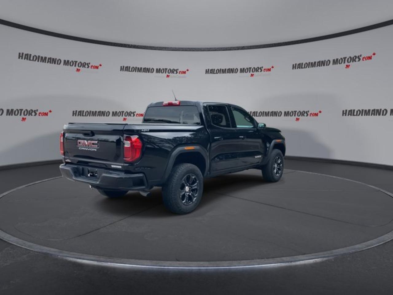 2023 GMC Canyon Elevation 4x4 Crew Photo