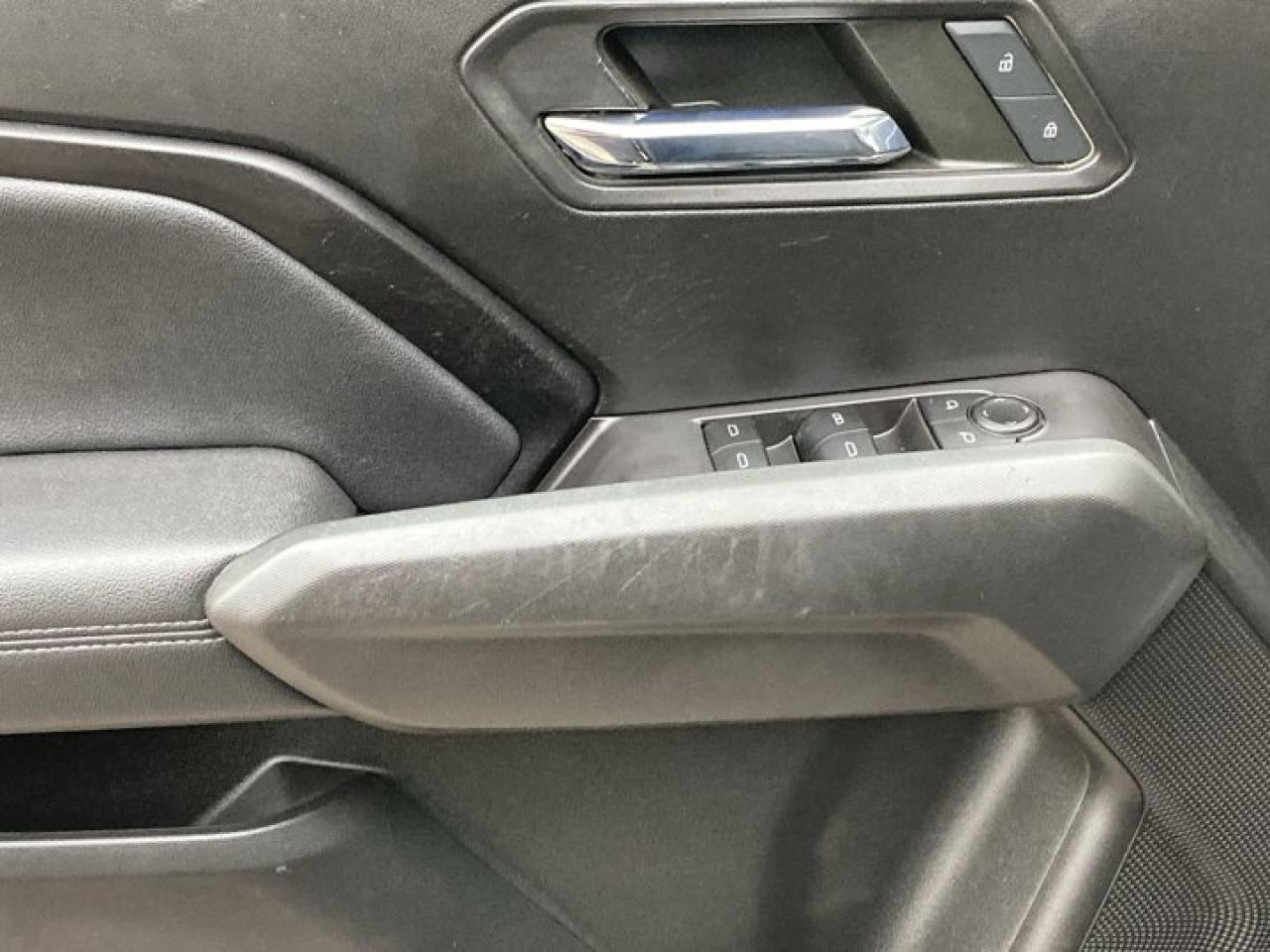 2023 GMC Canyon Elevation 4x4 Crew Photo