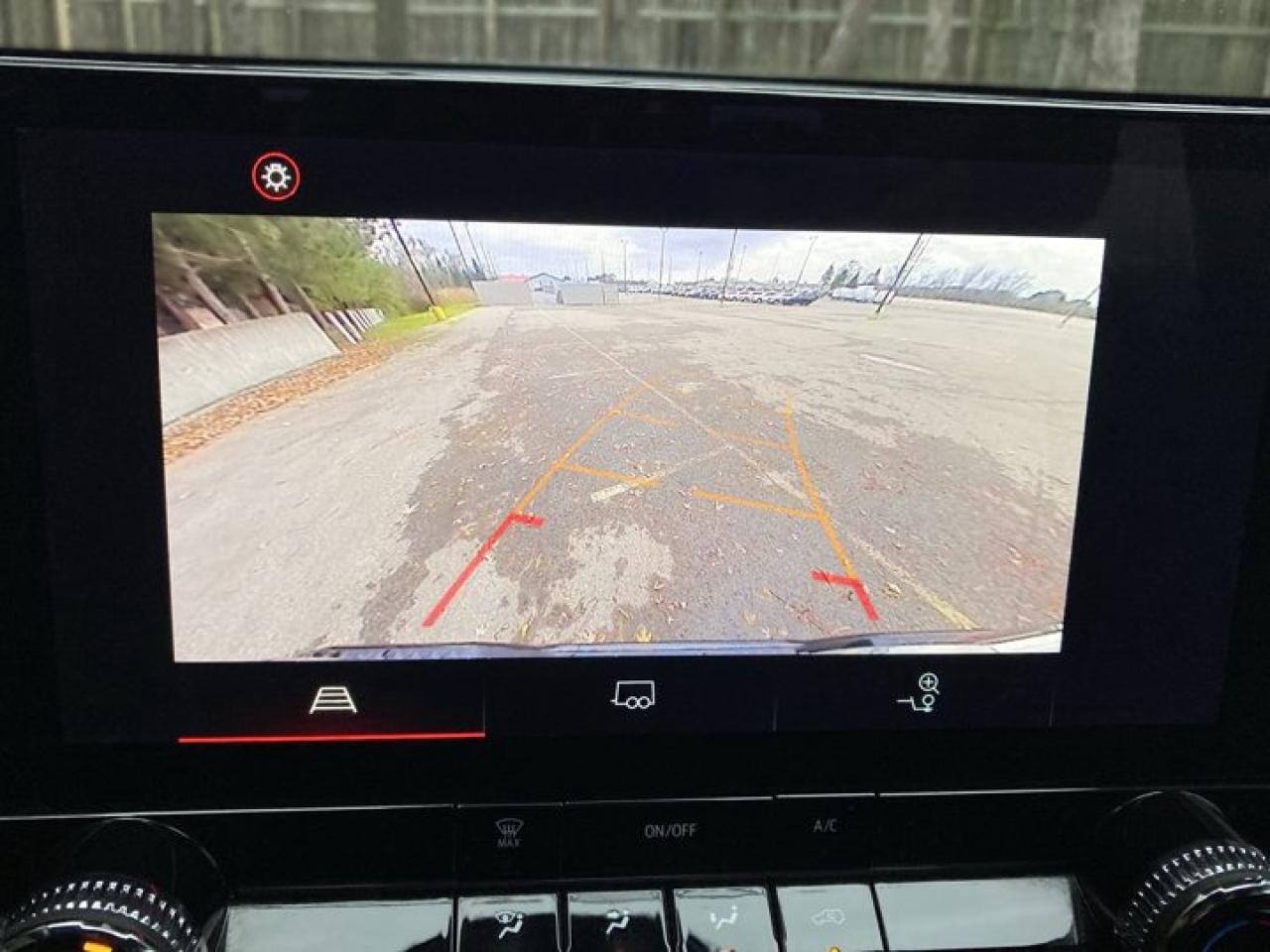 2023 GMC Canyon Elevation 4x4 Crew Photo