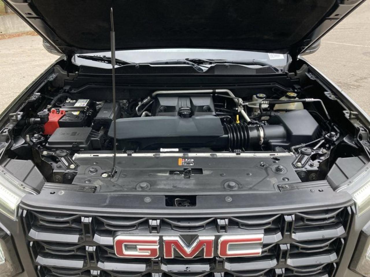 2023 GMC Canyon Elevation 4x4 Crew Photo