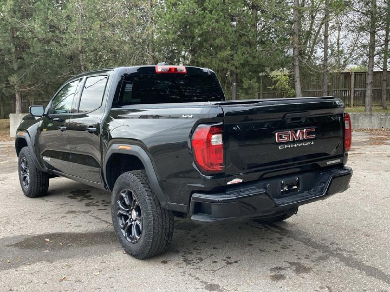 2023 GMC Canyon Elevation 4x4 Crew Photo