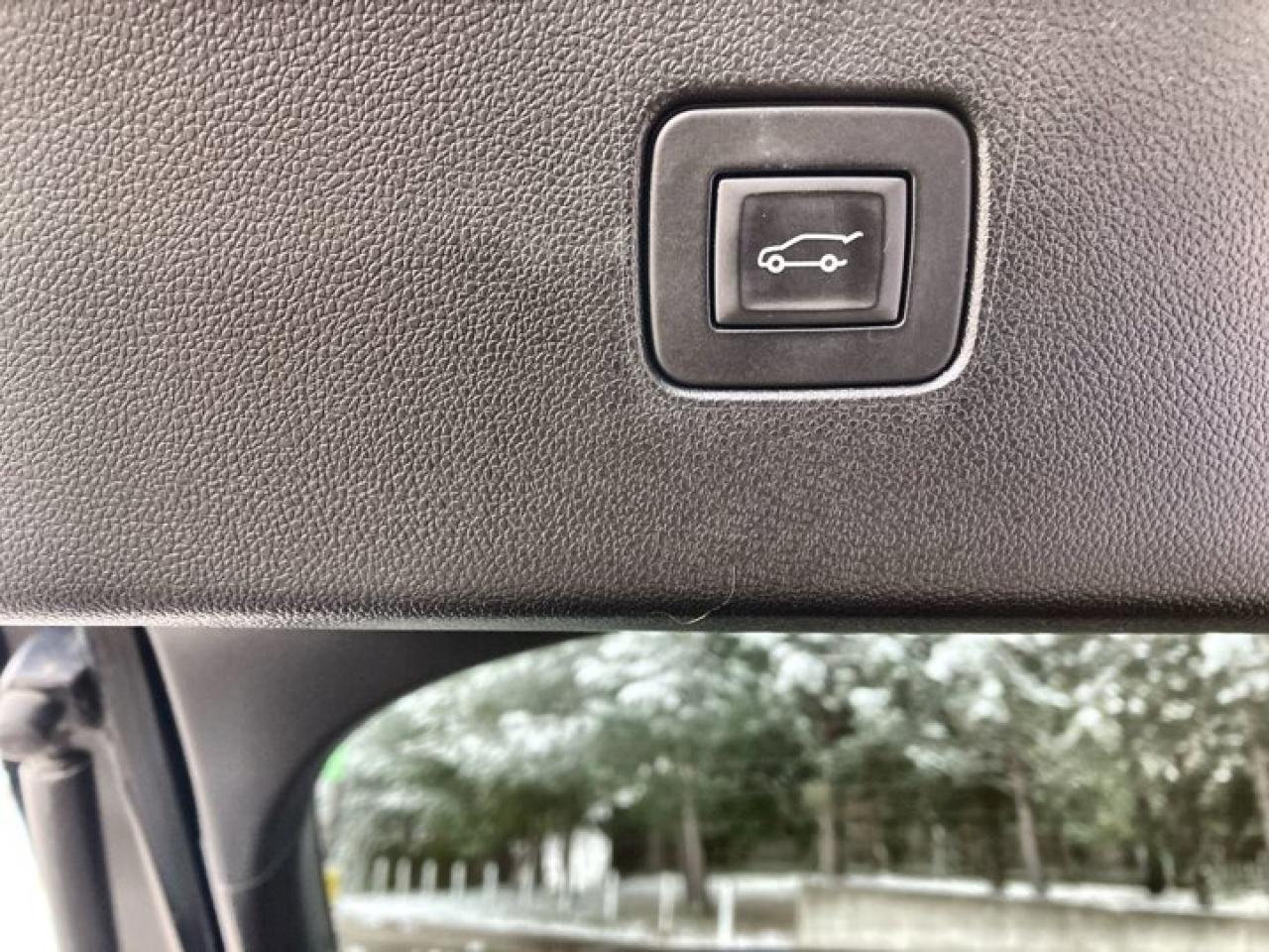 2024 Buick Envista Avenir | Remote Start | Leather Seats | Sunroof Photo