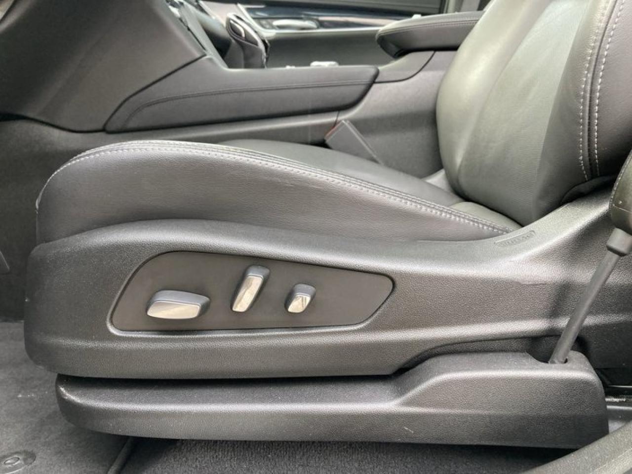 2024 Cadillac XT5 AWD Premium Luxury | Leather Seats | 360 Camera | Remote Starter Photo