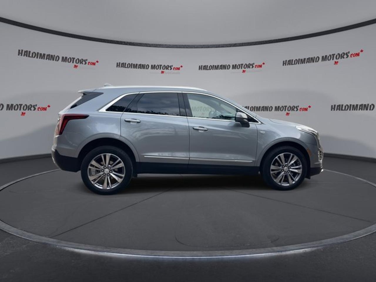2024 Cadillac XT5 Premium Luxury AWD | 360 Camera | Remote Start | No accidents | One owner Photo