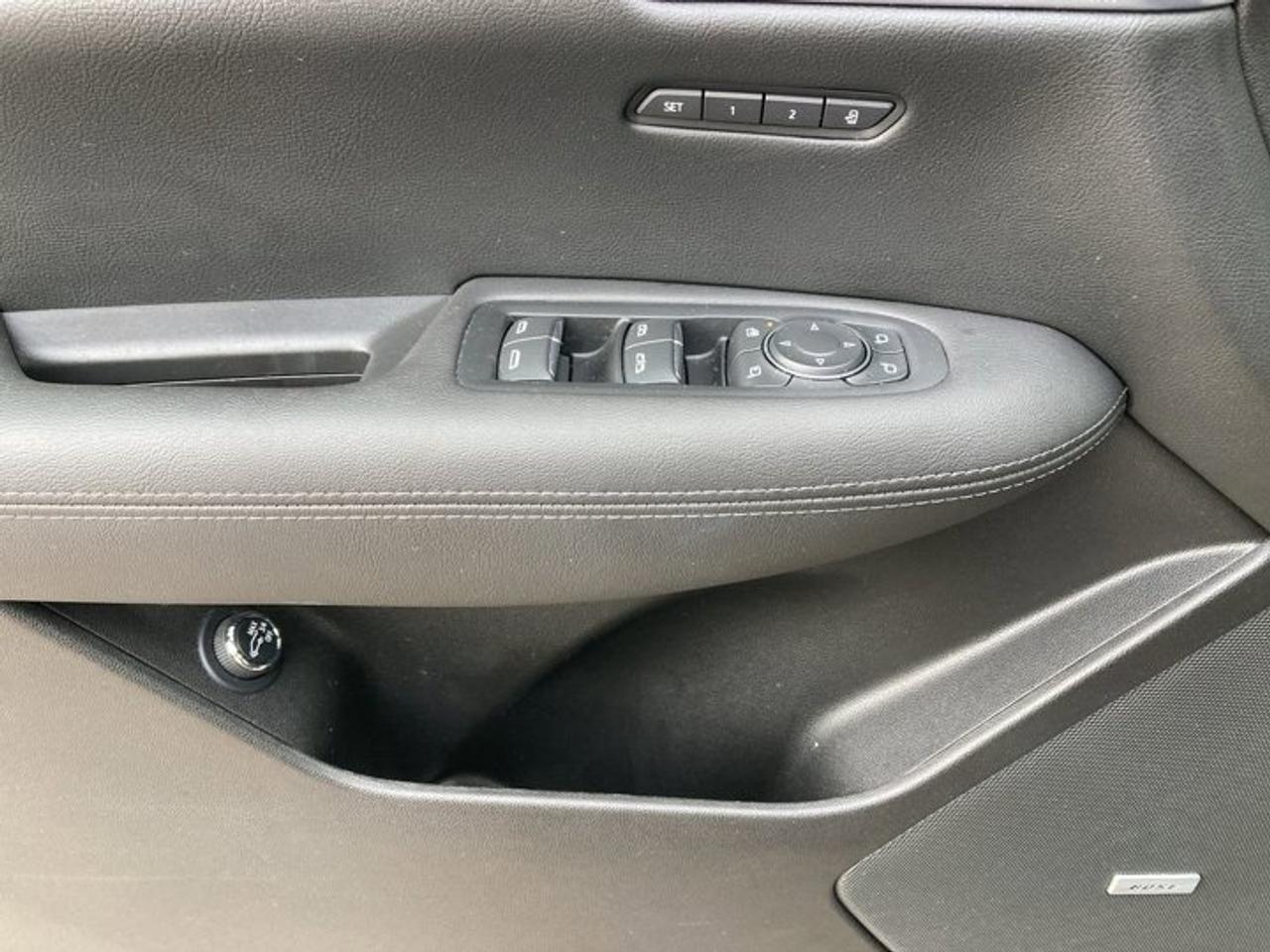 2024 Cadillac XT5 Premium Luxury AWD | 360 Camera | Remote Start | No accidents | One owner Photo