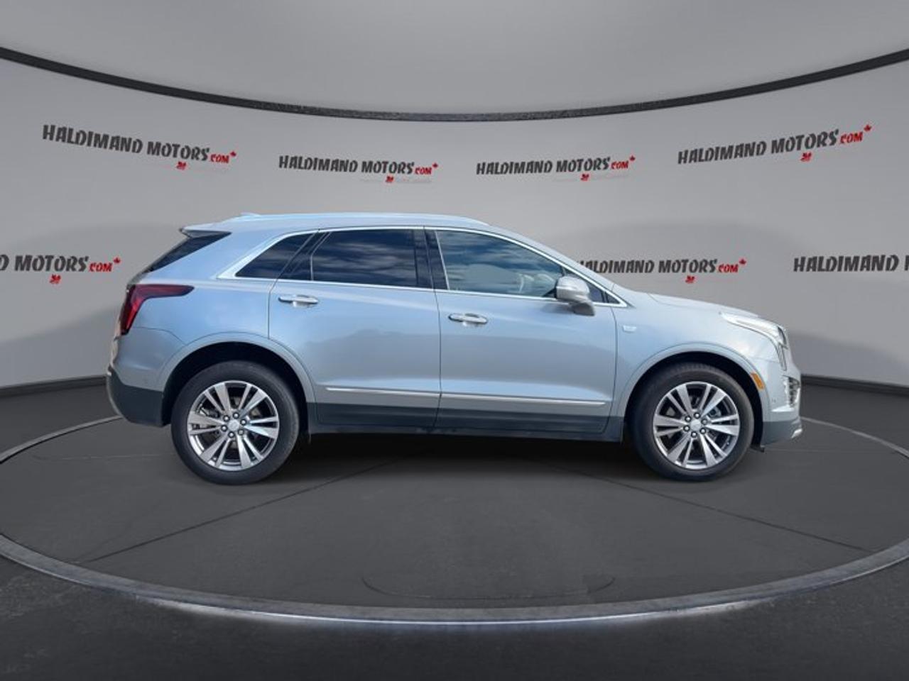 2024 Cadillac XT5 Premium Luxury AWD | 360 Camera | Remote Start | No accidents | One owner Photo