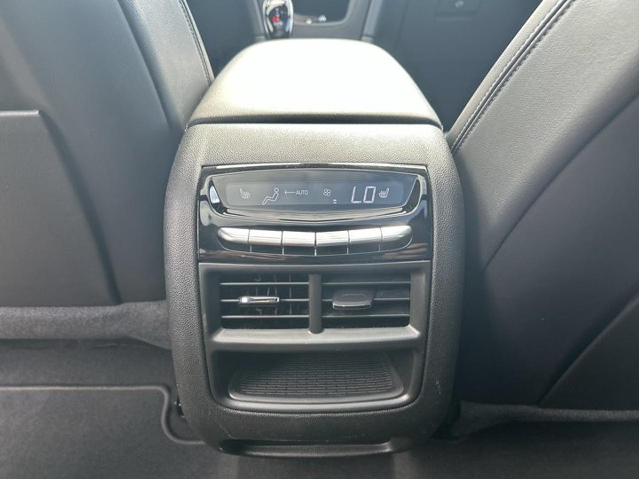2024 Cadillac XT5 Premium Luxury AWD | 360 Camera | Remote Start | No accidents | One owner Photo