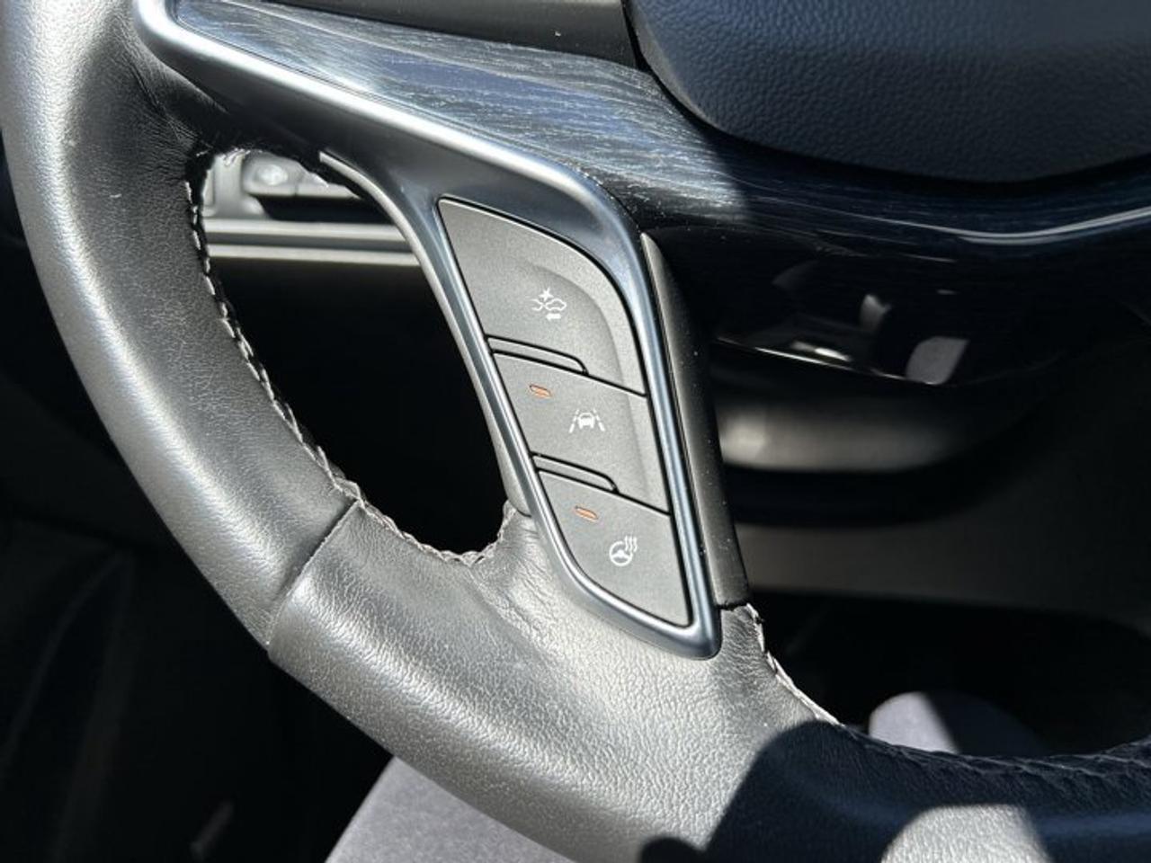 2024 Cadillac XT5 Premium Luxury AWD | 360 Camera | Remote Start | No accidents | One owner Photo