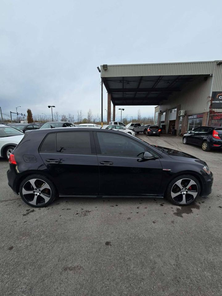 2017 Volkswagen Golf Autobahn - Photo #3