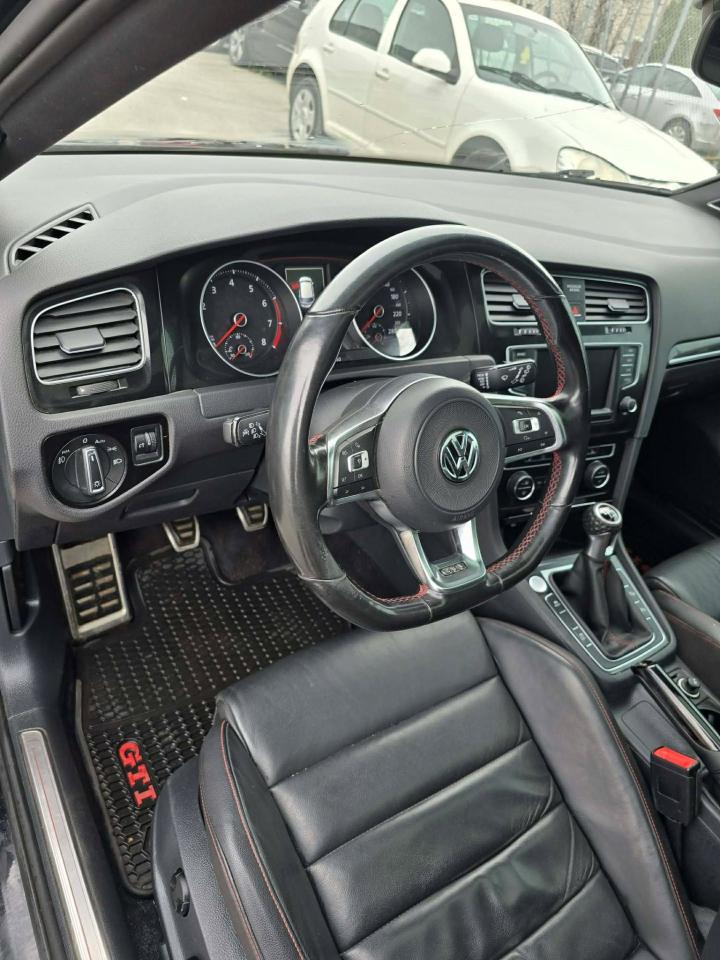 2017 Volkswagen Golf Autobahn - Photo #6