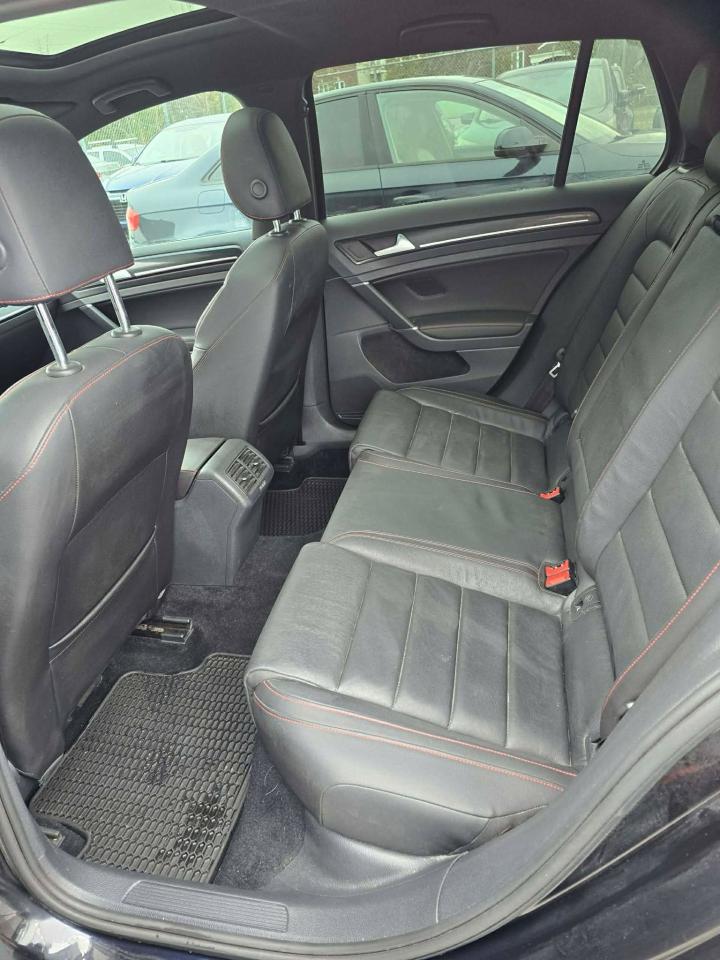 2017 Volkswagen Golf Autobahn - Photo #8