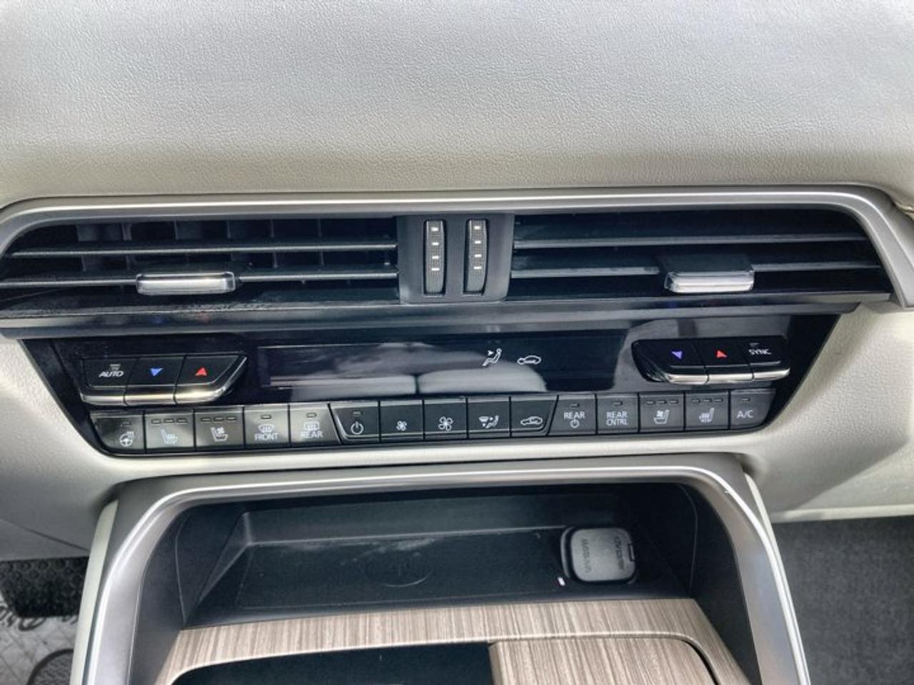 2025 Mazda CX-90 PHEV GT AWD Plug-In Hybrid | 360 Camera | No accidents Photo