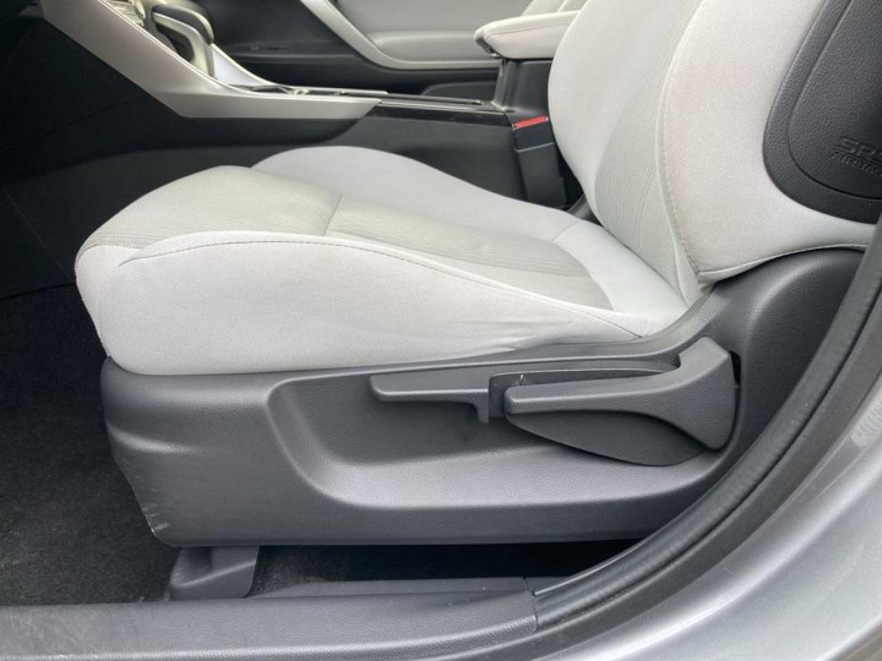 2022 Mitsubishi Eclipse Cross SE AWD| Heated Seats |Heated Steering Wheel Photo