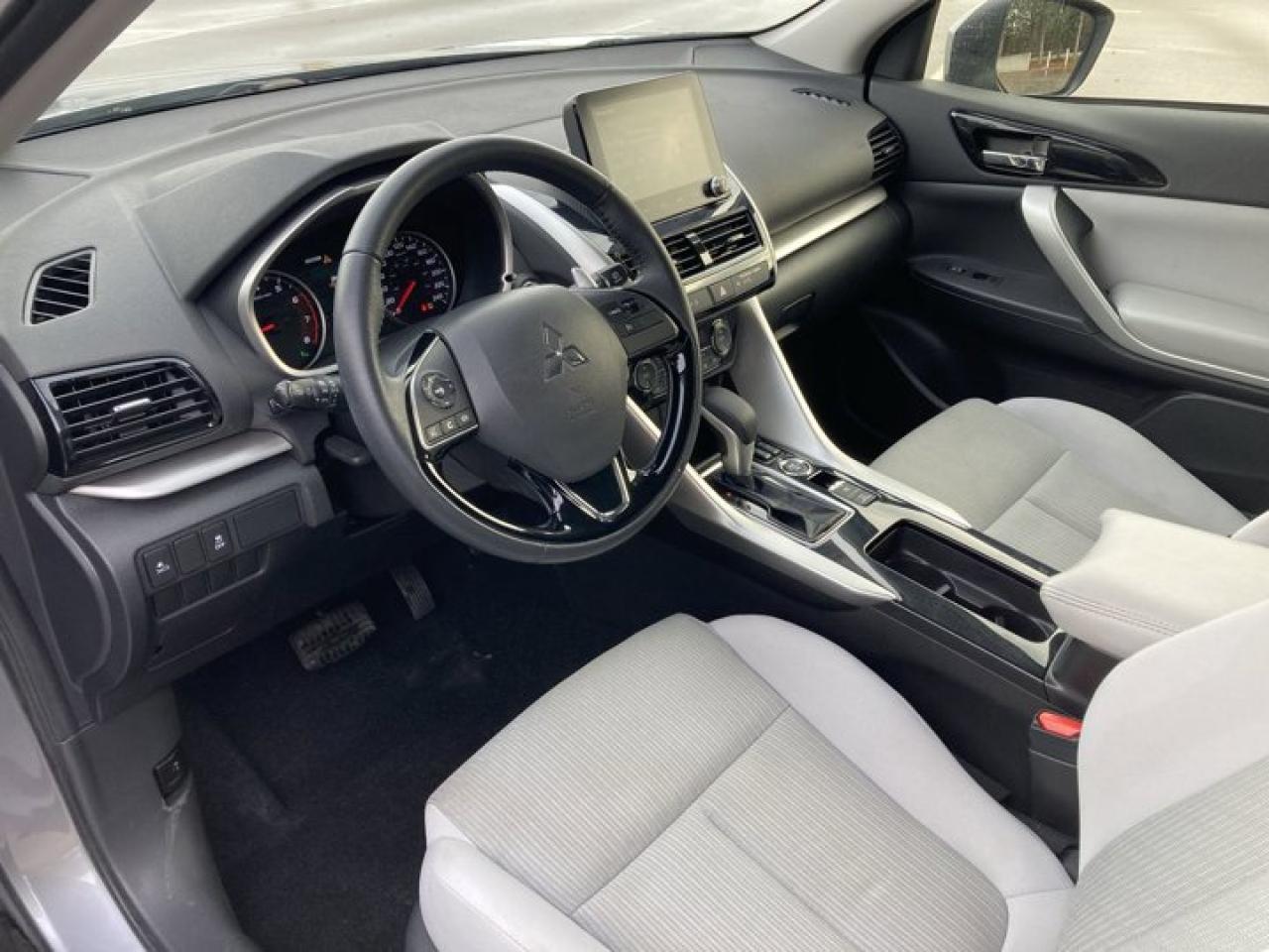 2022 Mitsubishi Eclipse Cross SE AWD| Heated Seats |Heated Steering Wheel Photo