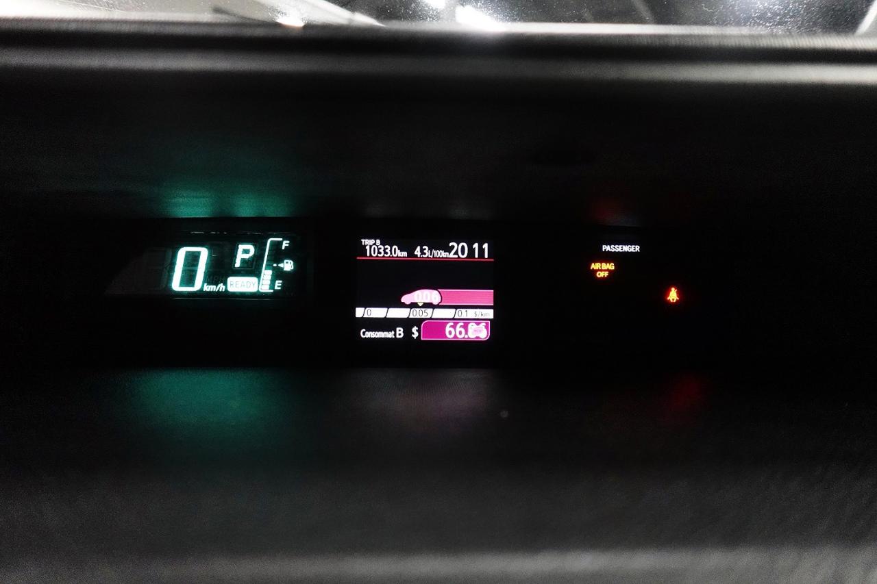 2013 Toyota Prius c ONE OWNER, NO ACCIDENT, WELL MAINTAIN Photo