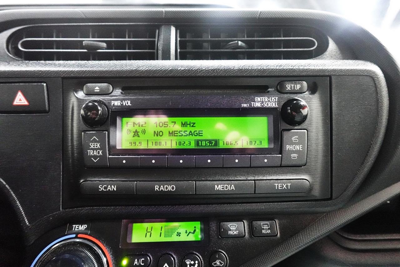 2013 Toyota Prius c ONE OWNER, NO ACCIDENT, WELL MAINTAIN Photo