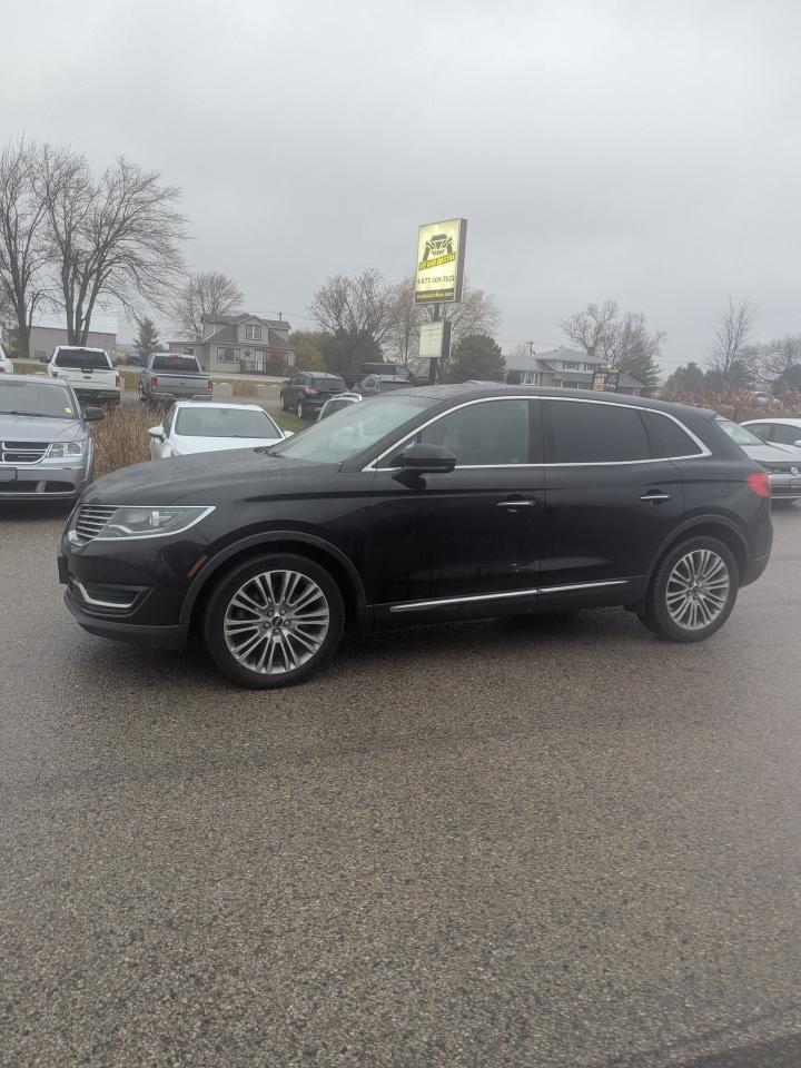 2017 Lincoln MKX Reserve - Photo #2