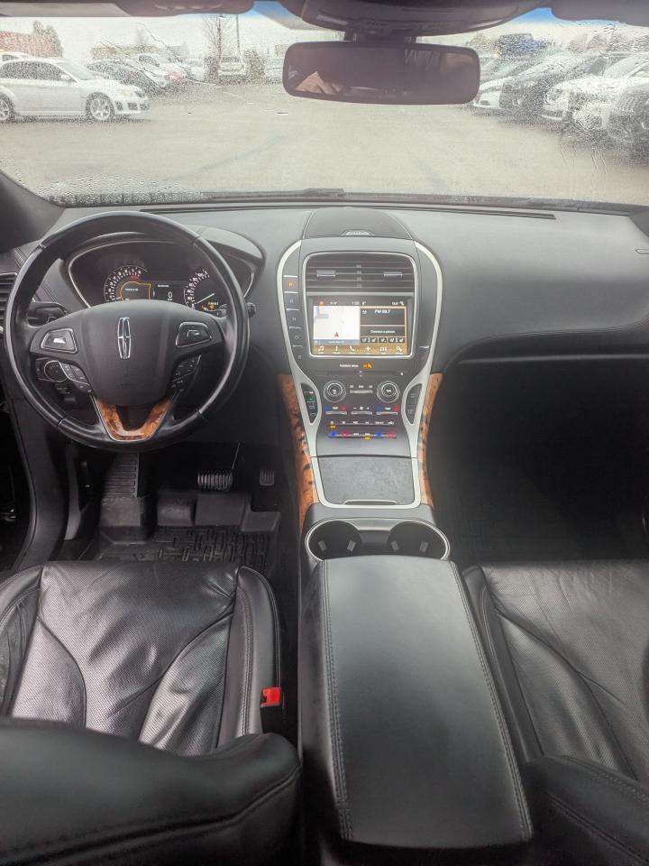 2017 Lincoln MKX Reserve - Photo #7