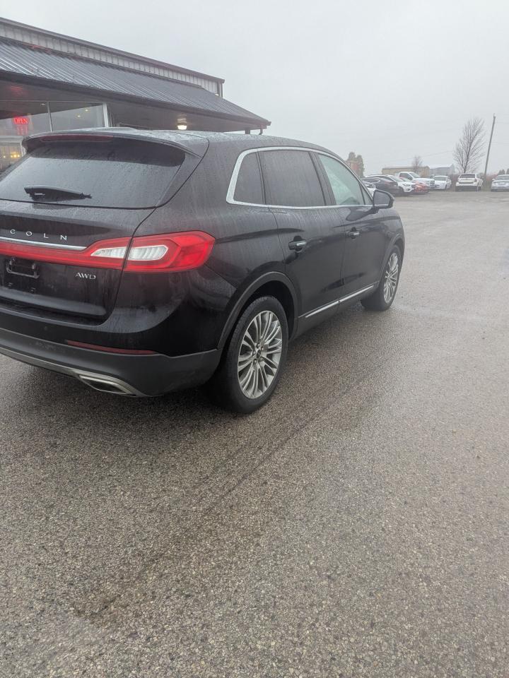 2017 Lincoln MKX Reserve - Photo #5