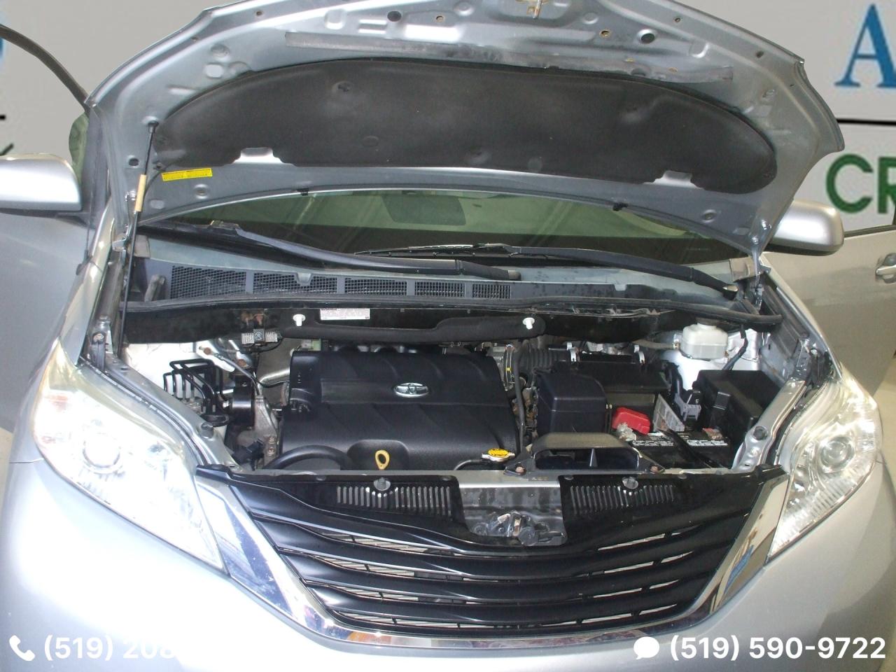 2014 Toyota Sienna LE,One Owner, 8 Passenger,Certified,No Accident - Photo #19