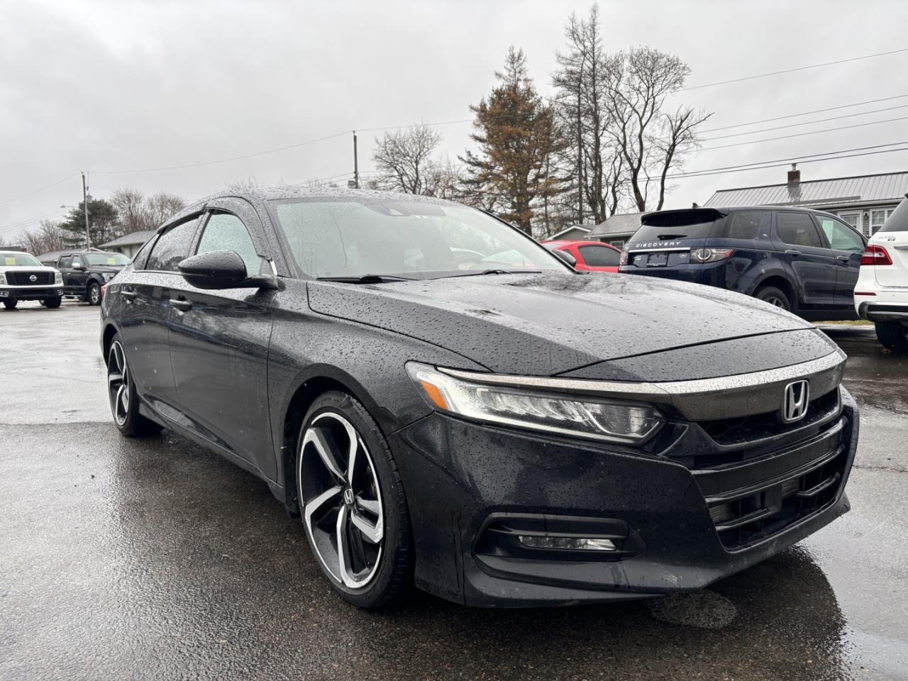Used 2018 Honda Accord SPORT / PUSH BUTTON START / APPLE CARPLAY & ANDROID AUTO / REAR&SIDE CAMERAS / DUAL EXHAUST / PADDLE SHIFTERS / 1.5 TURBO for sale in Truro, NS