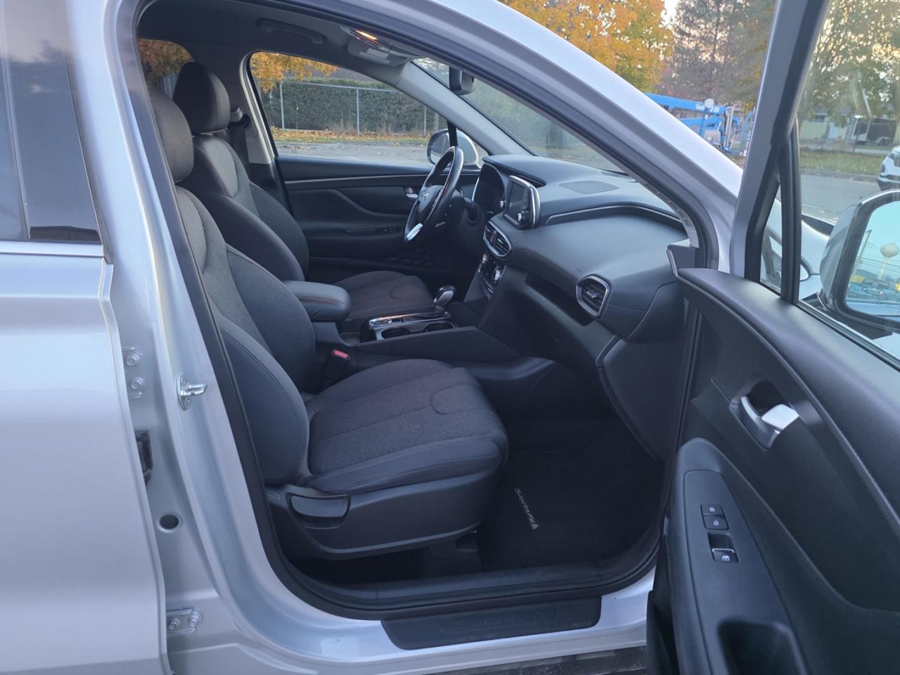 2019 Hyundai Santa Fe Preferred AWD - Photo #18