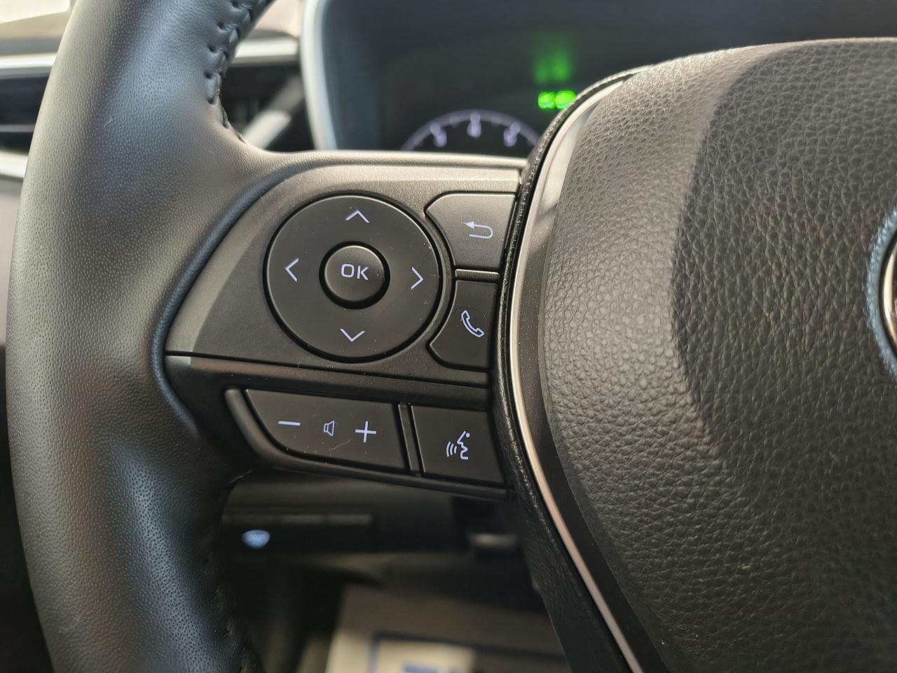 2023 Toyota Corolla SE Photo0