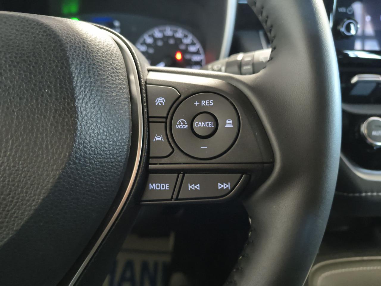 2023 Toyota Corolla SE Photo0