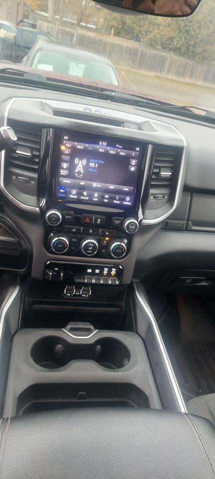 2019 RAM 2500 Big Horn 4x4 Crew Cab 6'4" Box Photo