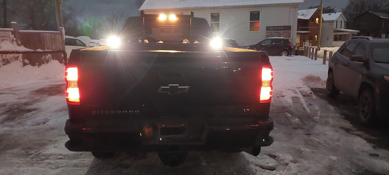 2018 Chevrolet Silverado 2500 4WD Crew Cab 167" Z71 Photo