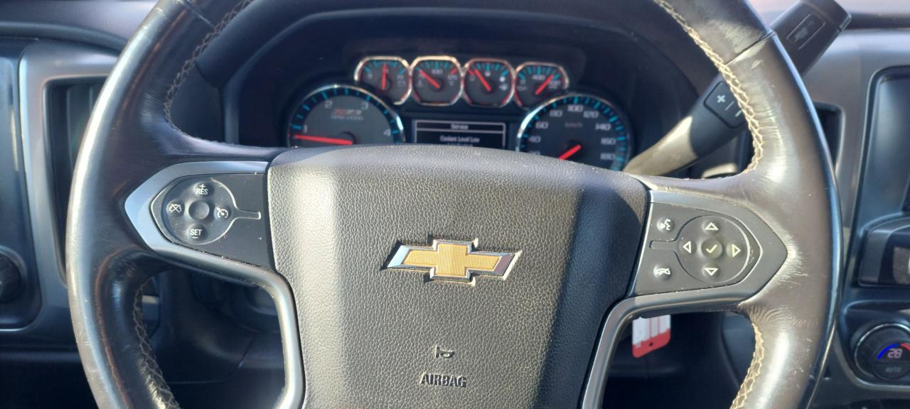 2018 Chevrolet Silverado 2500 4WD Crew Cab 167" Z71 Photo