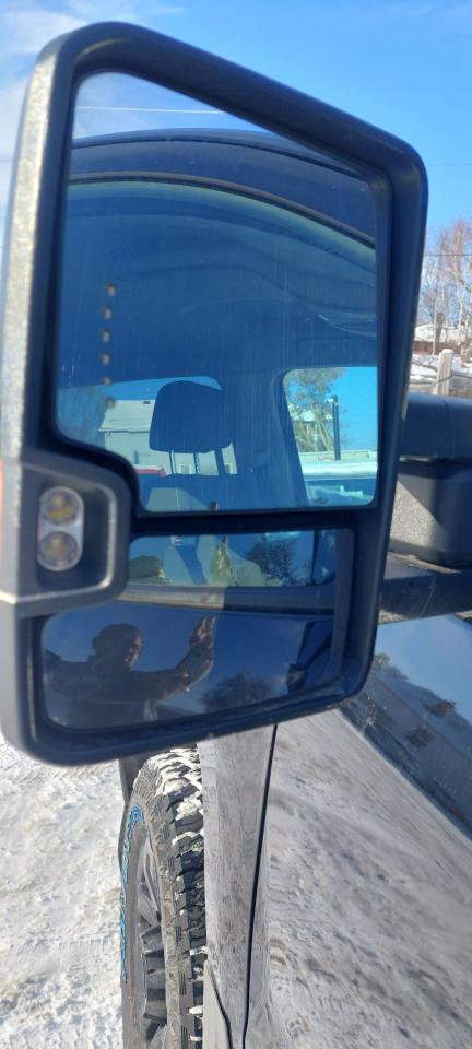 2018 Chevrolet Silverado 2500 4WD Crew Cab 167" Z71 Photo