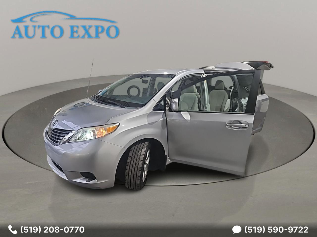 Used 2014 Toyota Sienna LE for sale in Kitchener, ON