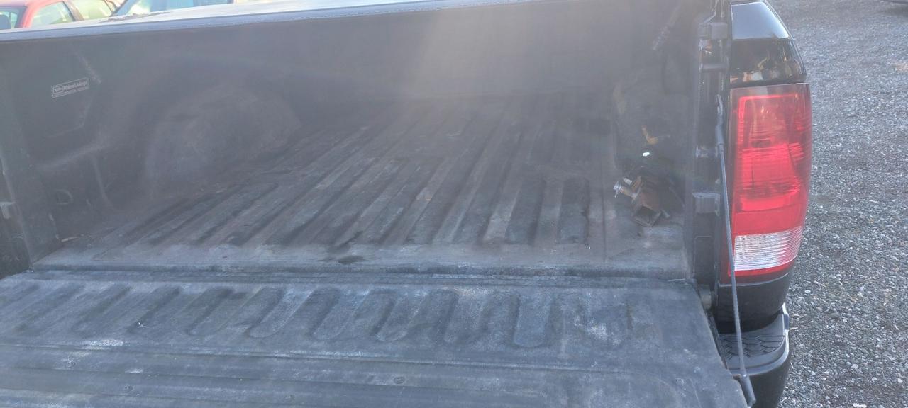 2021 RAM 1500 Classic EXPRESS Photo