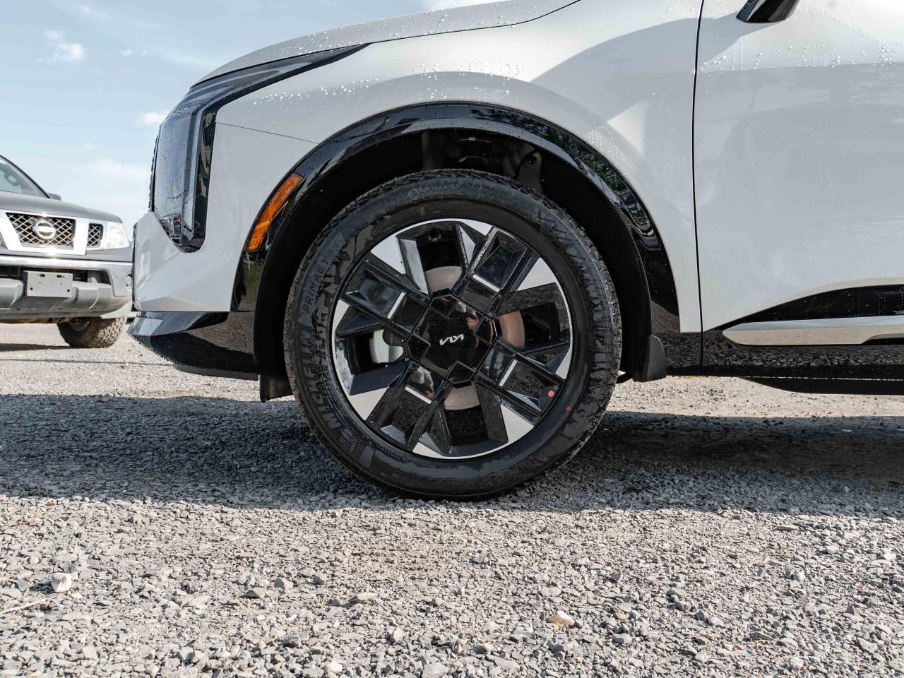 2026 Kia Sportage EX Premium AWD w/Red Interior Photo