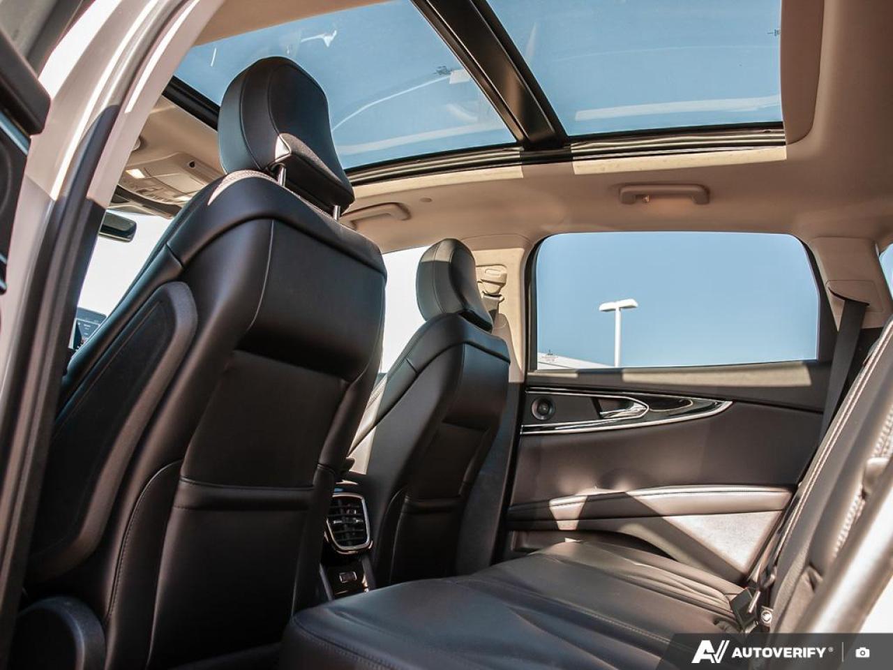 2022 Lincoln Nautilus RESERVE Photo