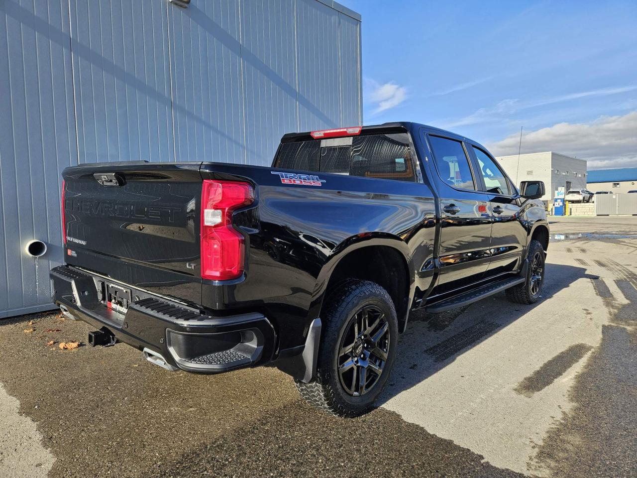 2025 Chevrolet Silverado 1500 LT Trail Boss One Owner | Trail Boss | Leather | 20" Wheels Photo4