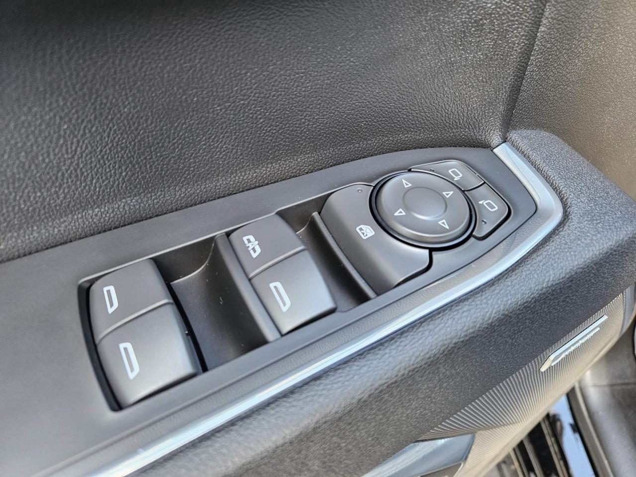 2025 Chevrolet Silverado 1500 LT Trail Boss One Owner | Trail Boss | Leather | 20" Wheels Photo