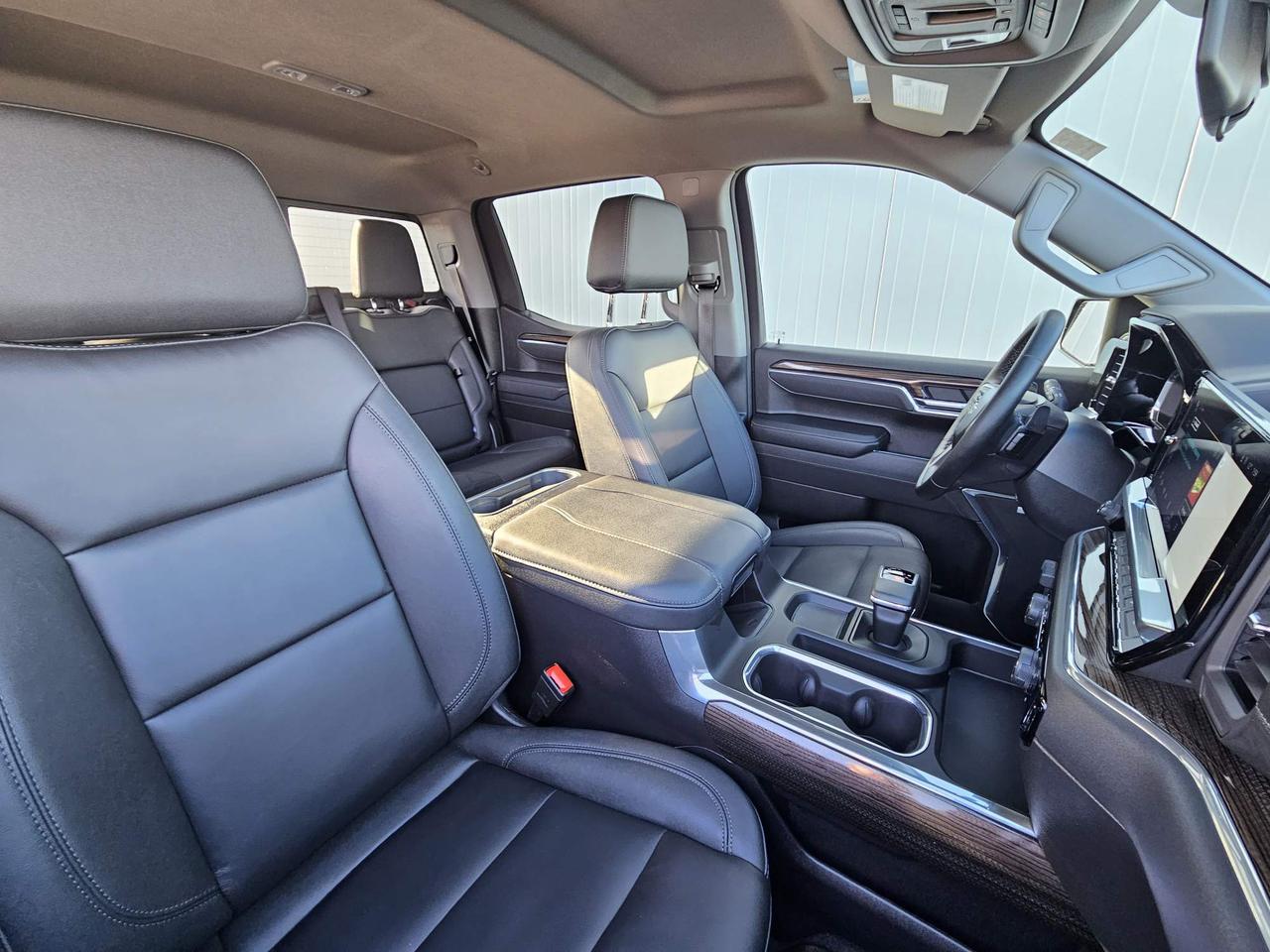 2025 Chevrolet Silverado 1500 LT Trail Boss One Owner | Trail Boss | Leather | 20" Wheels Photo