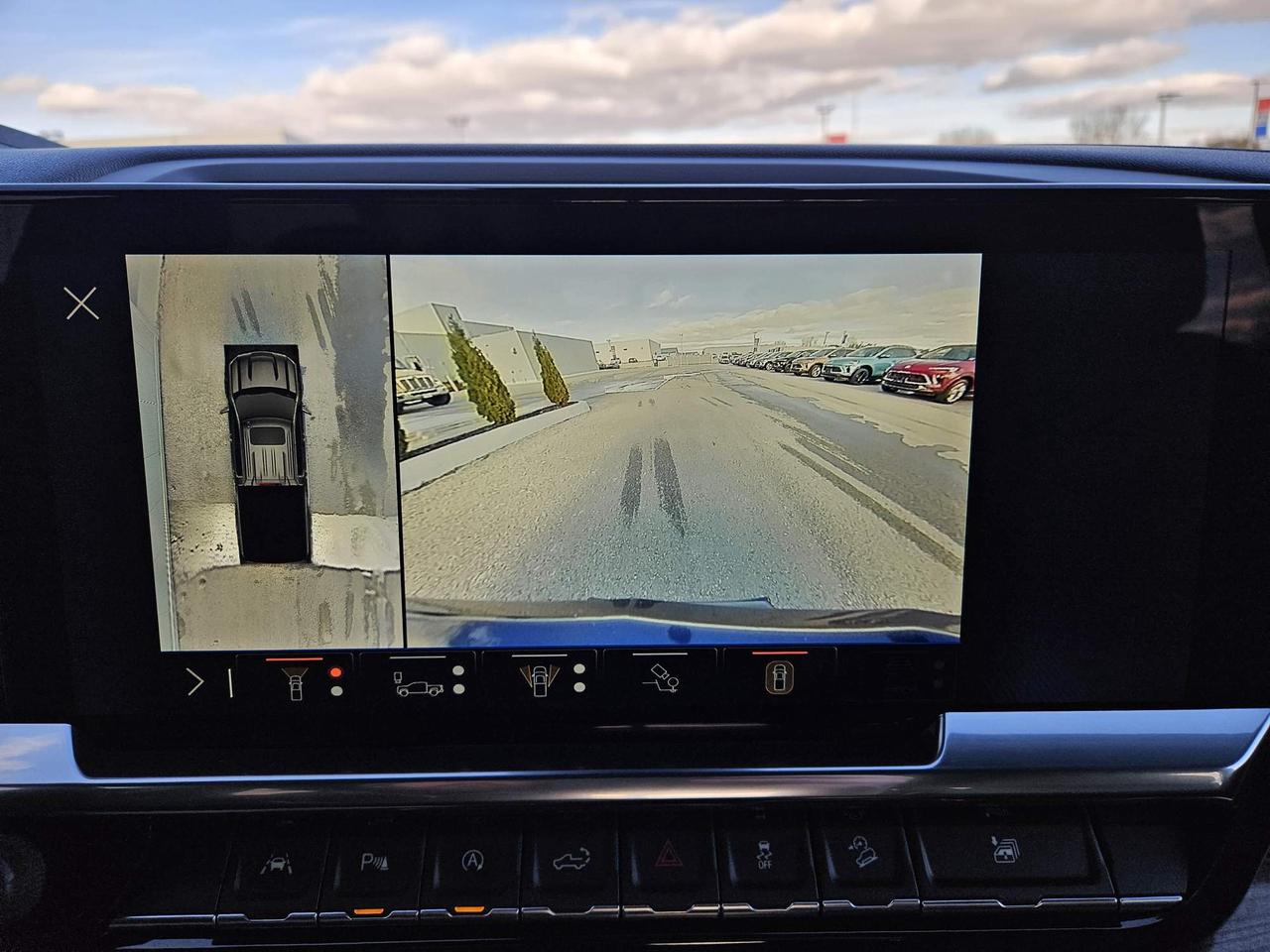 2025 Chevrolet Silverado 1500 LT Trail Boss One Owner | Trail Boss | Leather | 20" Wheels Photo